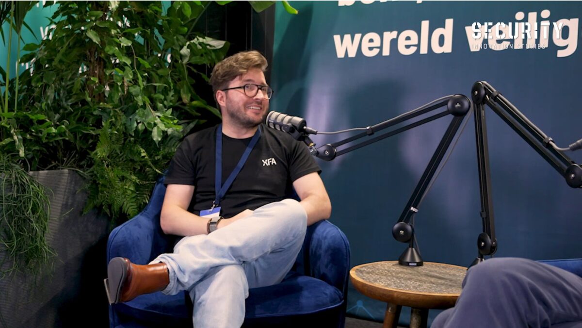 Lars Veelaert: “Digitale veiligheid is een voorwaarde om vrij te kunnen werken” cover