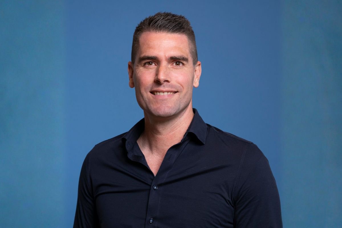 Serge Buitenhuis: “Als zij het niet snappen, moet jij beter uitleggen” cover