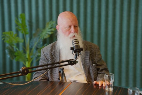 Arno Reuser: "Cybersecurity is veel te belangrijk om aan security experts over te laten" cover