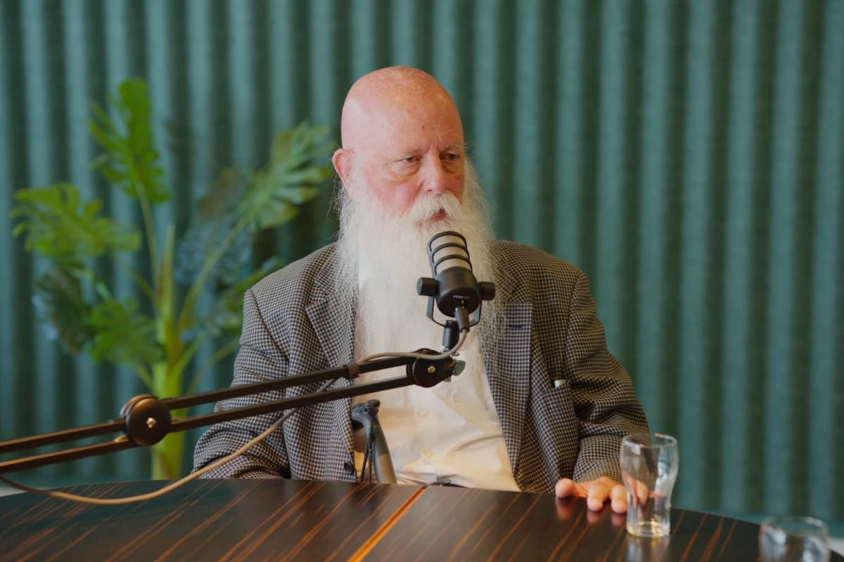 Arno Reuser: "Cybersecurity is veel te belangrijk om aan security experts over te laten" cover